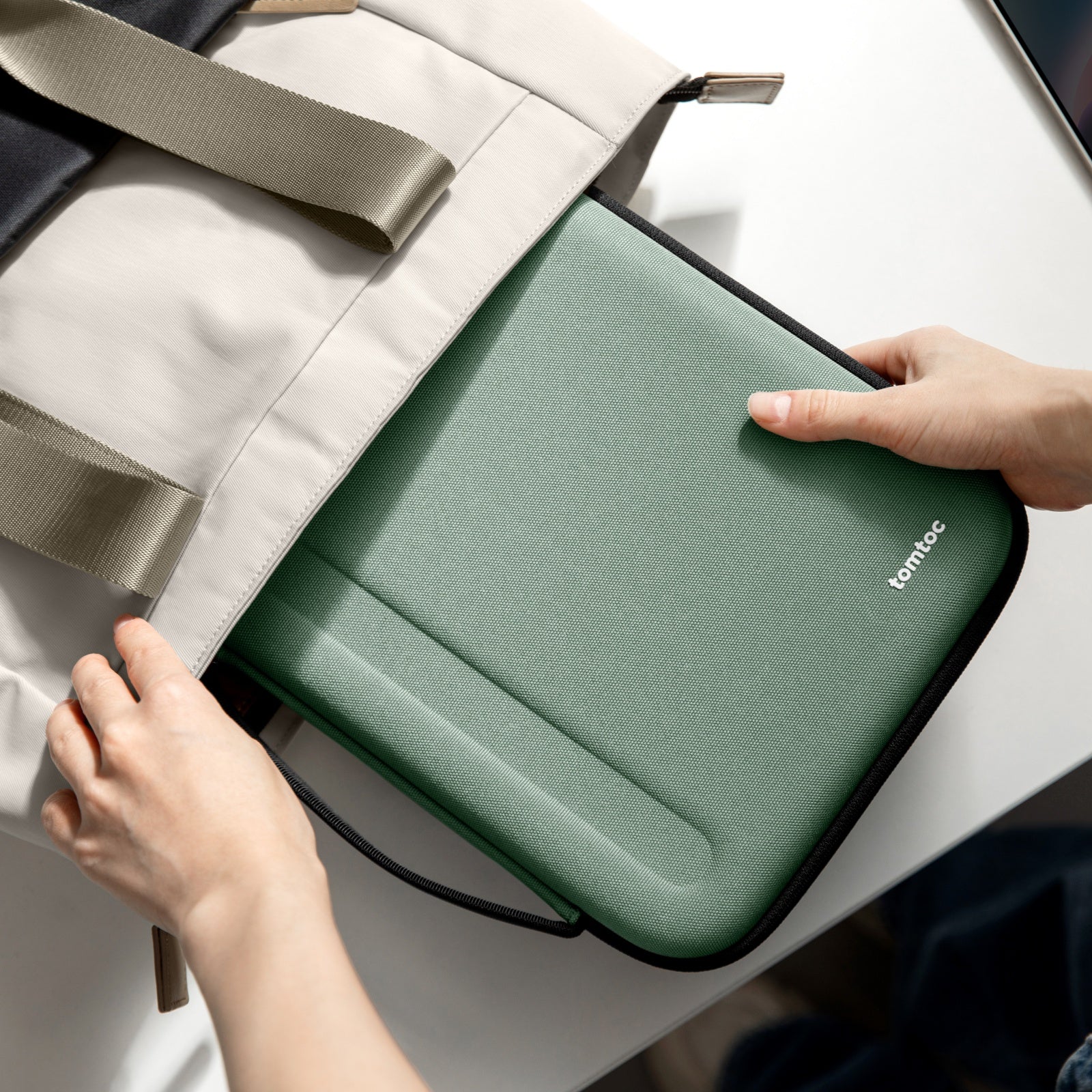 FancyCase-B06 iPad ハードケース|11インチiPad Pro/Air対応
