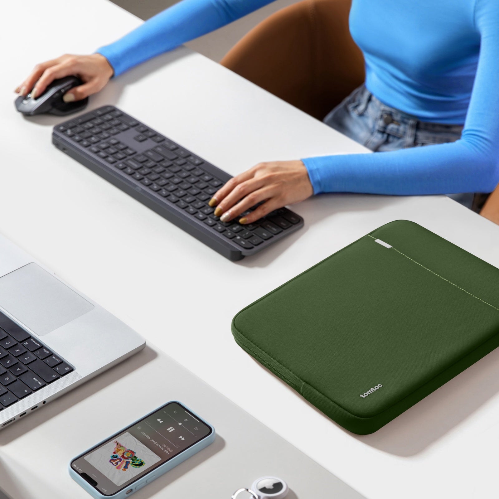 Defender-A13 パソコンケース|16インチ MacBook Pro対応