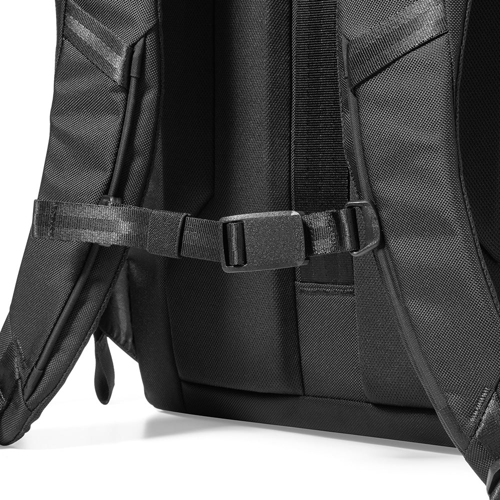 UrbanEX-T77 X-Pac ビジネス バックパック 26L