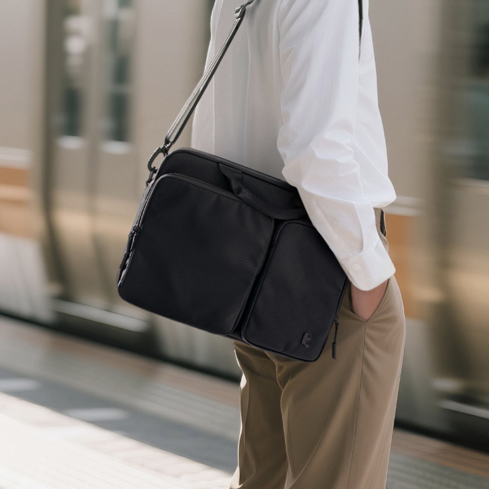 Navigator-A33 PC ショルダーバッグ｜14インチ