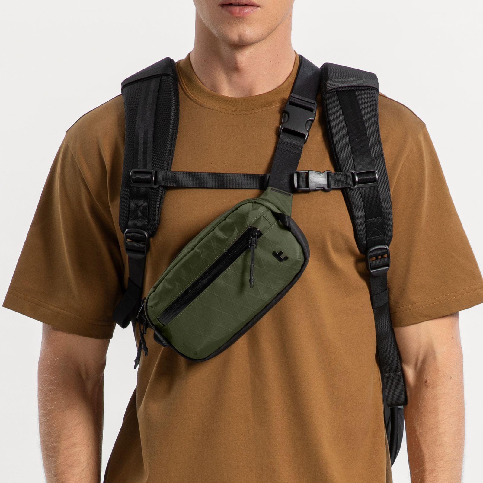 Aviator-T35 X-パック チェストバッグ 1.5L