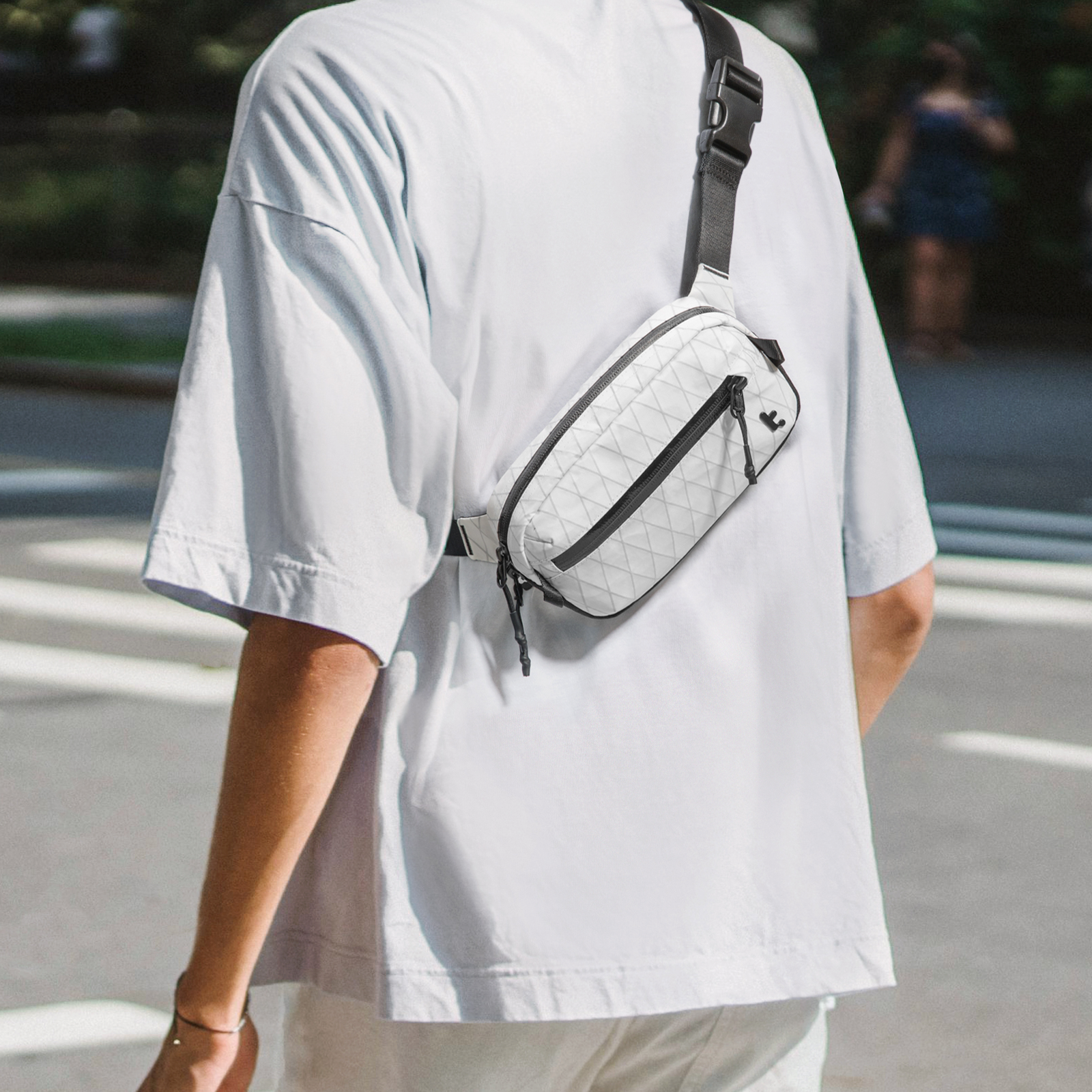 Aviator-T35 X-パック チェストバッグ 1.5L