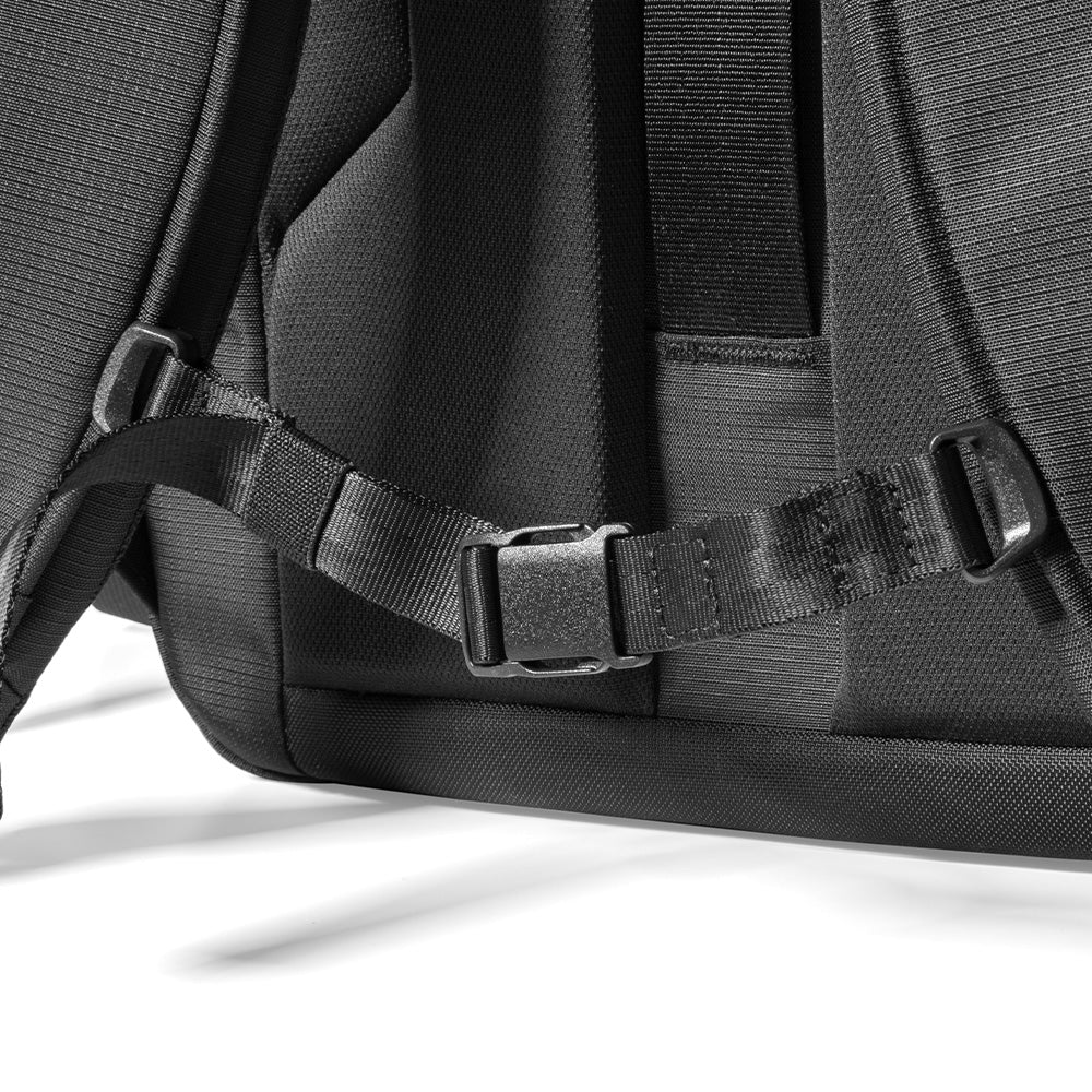 UrbanEX-T77 ビジネス バックパック 22L