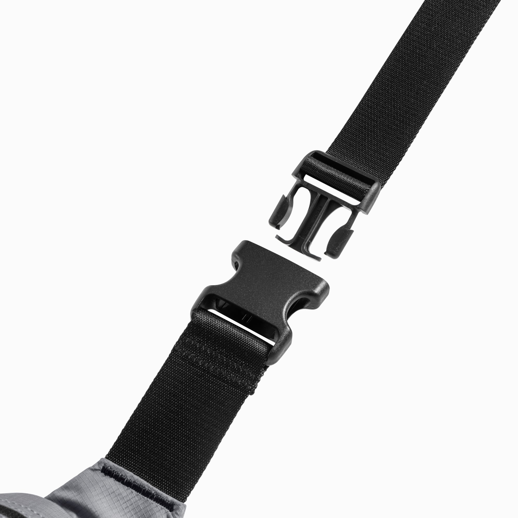 Aviator-T33 ボディバッグ 1.5L
