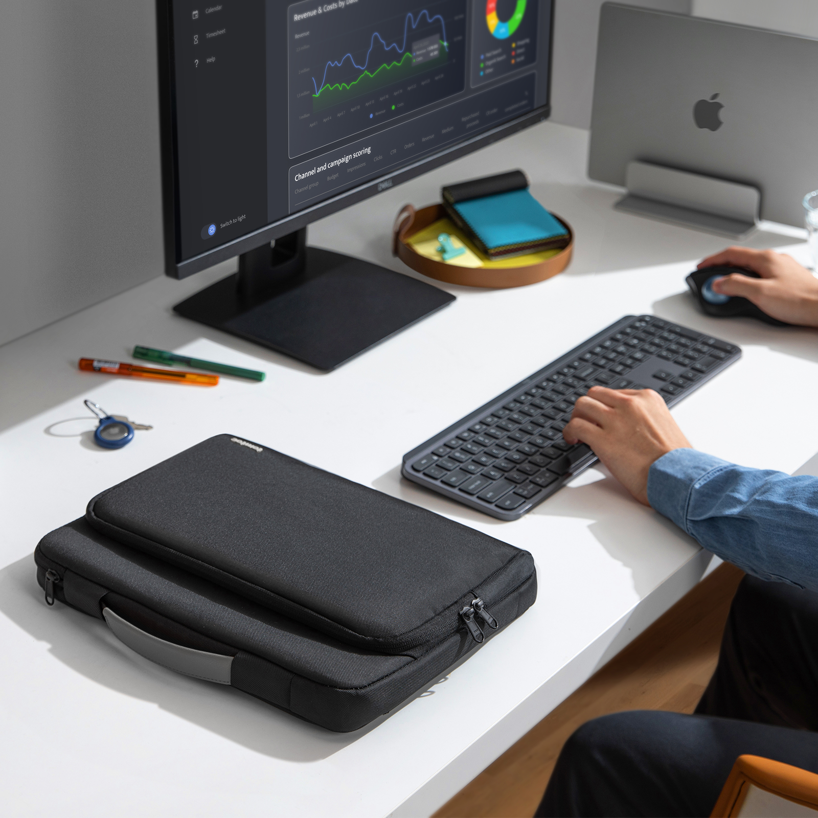 Defender-A14 パソコンケース｜15インチ MacBook Air対応