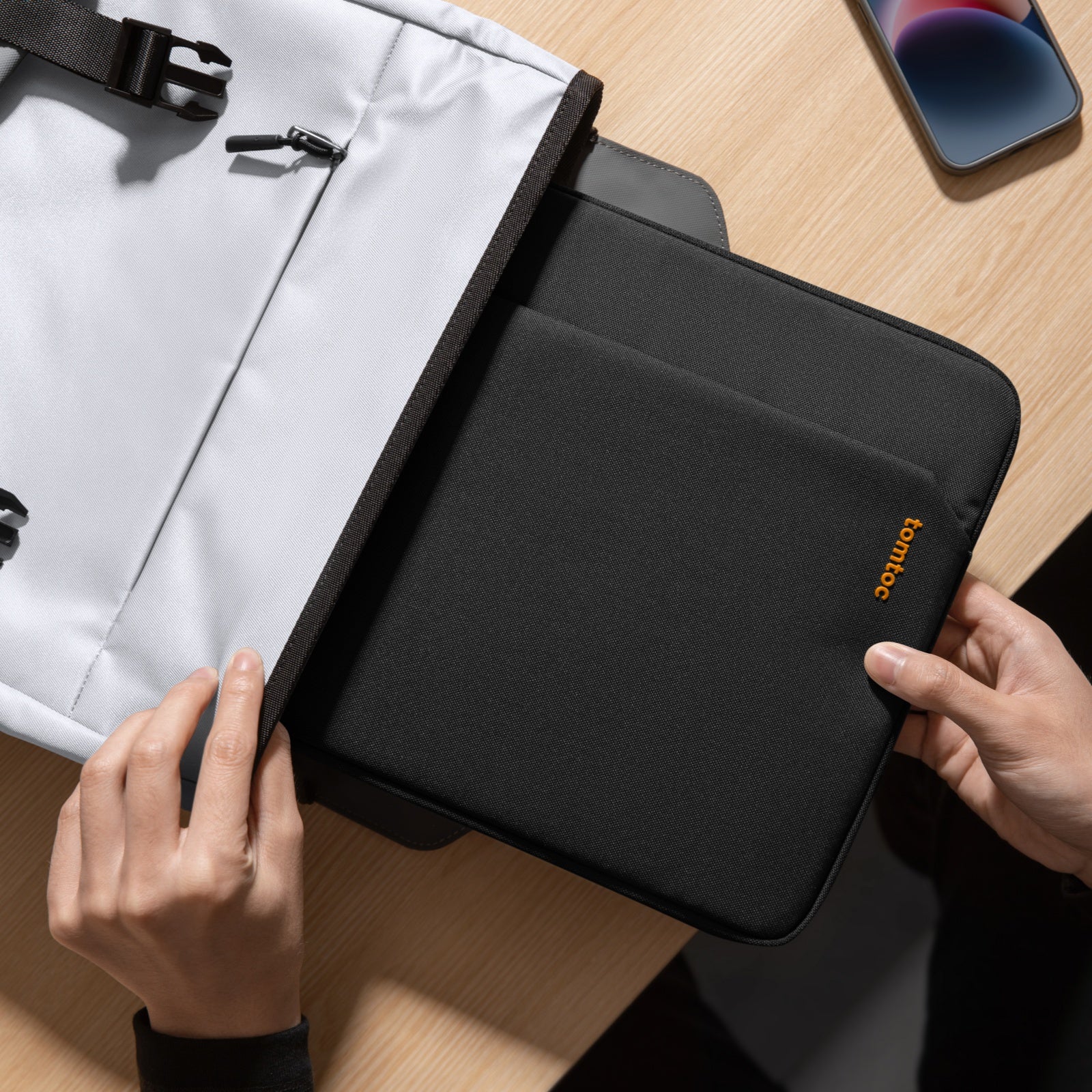 Light-A18 14インチMacBook Pro用ノートパソコンスリーブ