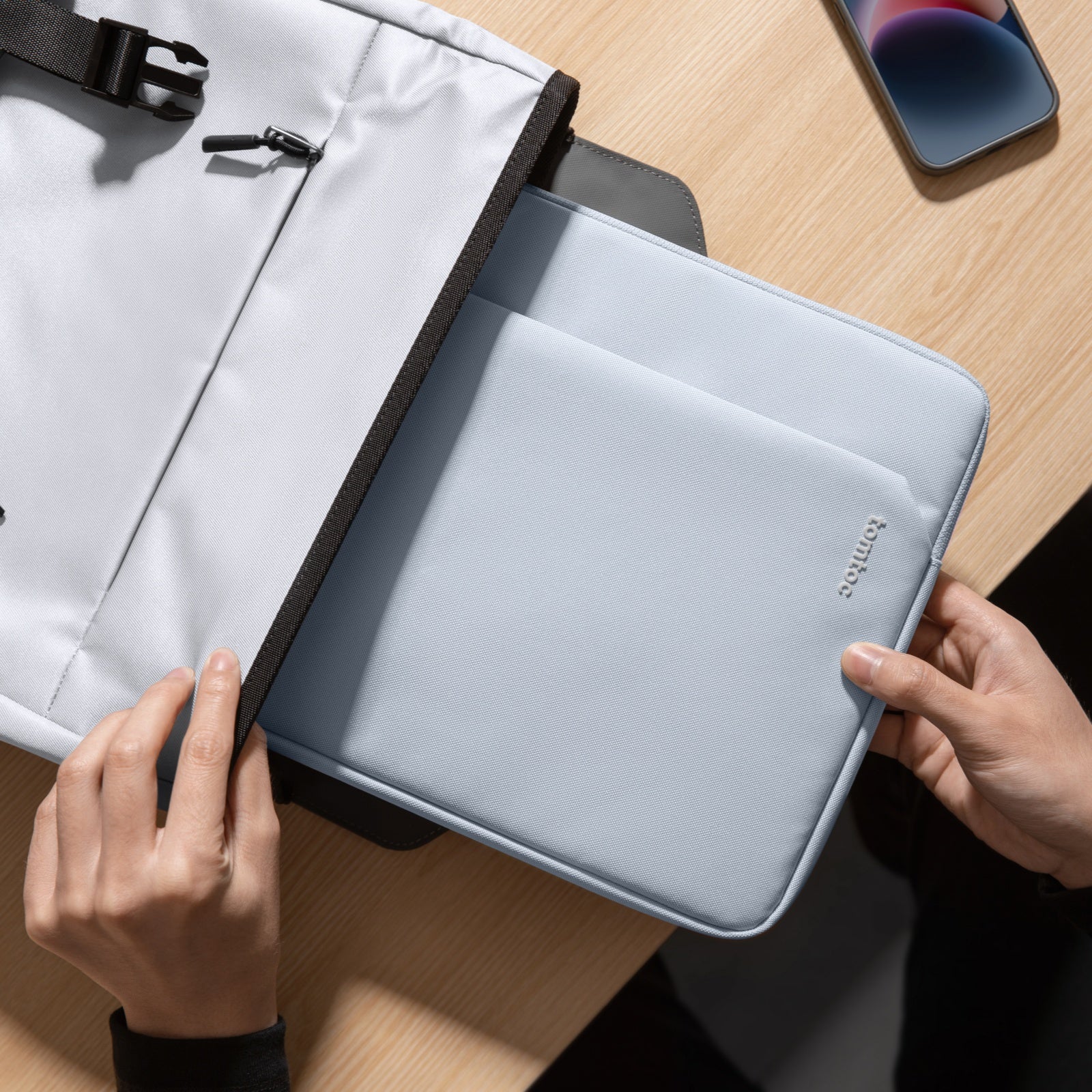Light-A18 13インチ New MacBook Air M4用 ノートパソコンスリーブ