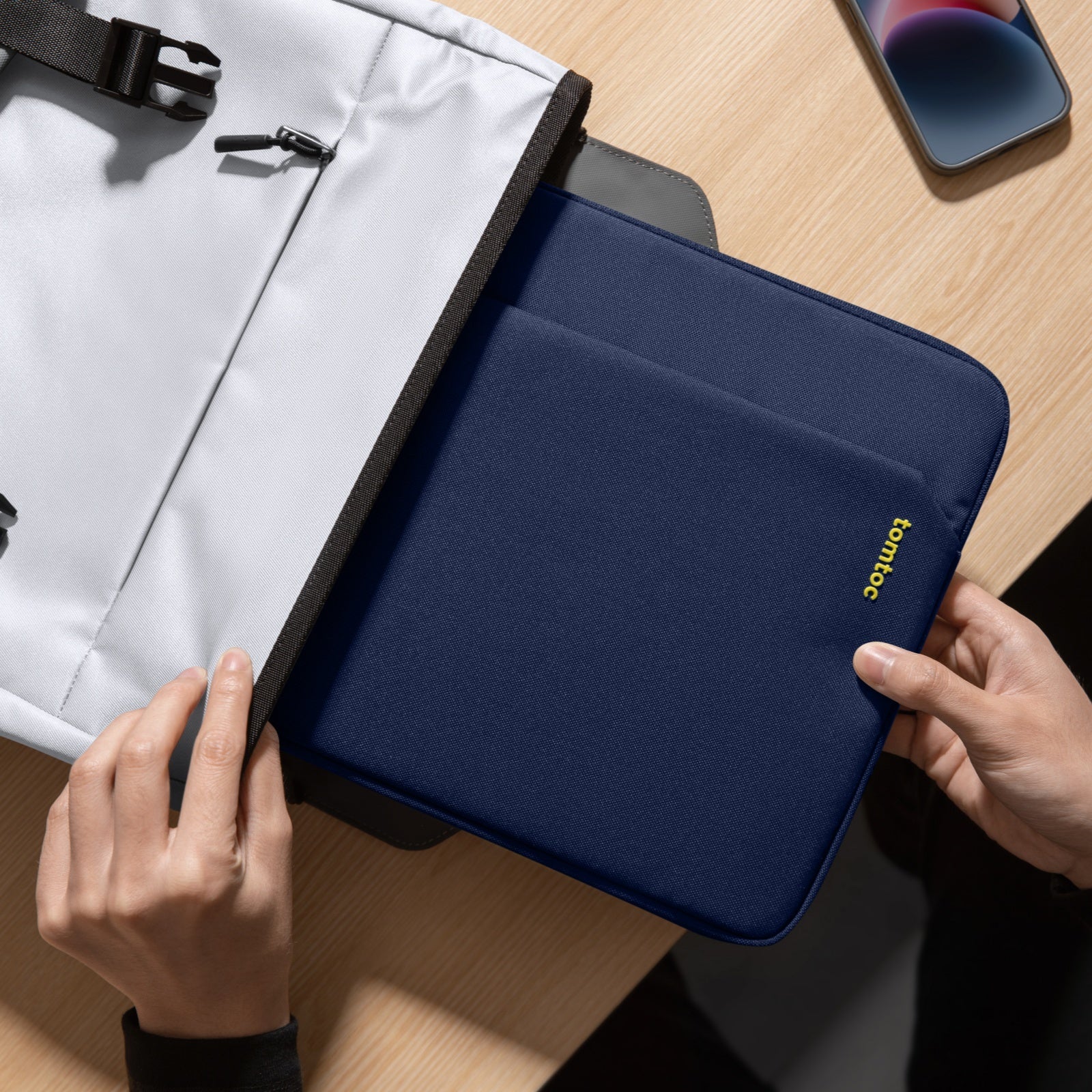 Light-A18 15インチMacBook Air用ノートパソコンスリーブ