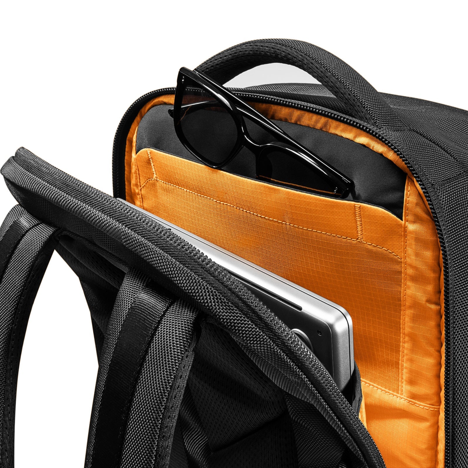 TechPack-T73 ビジネスリュックサック 28L