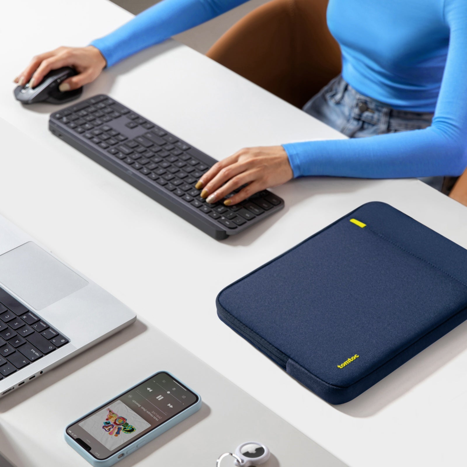 Defender-A13 ノートパソコンスリーブ 13インチ MacBook Air/Pro用