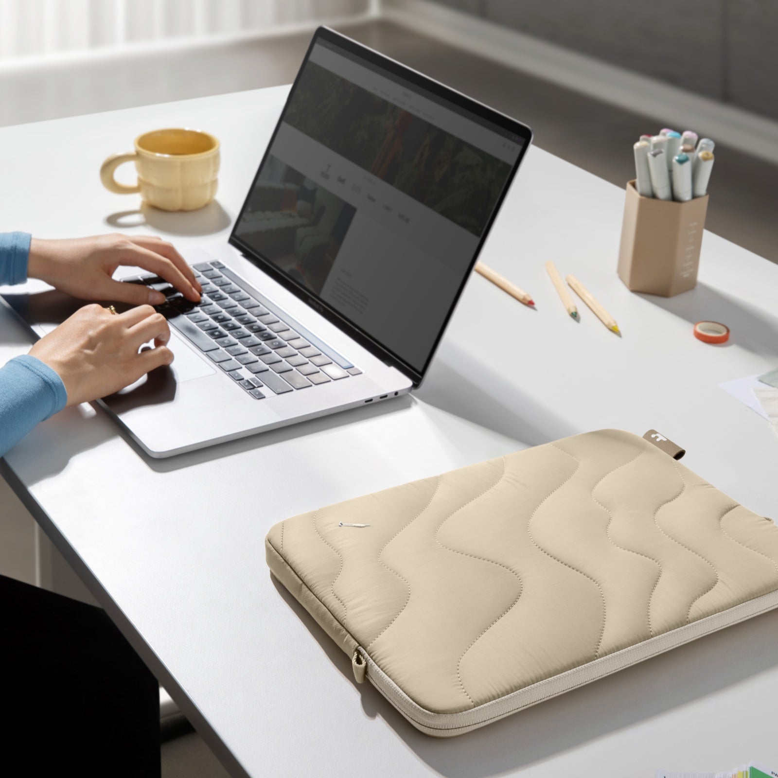 Terra-A27 パソコンケース｜13インチ MacBook Air/Pro対応