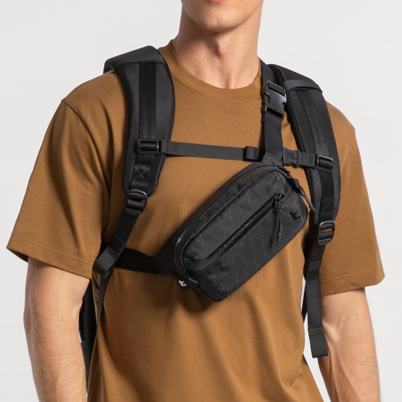 Aviator-T35 X-パック チェストバッグ 1.5L